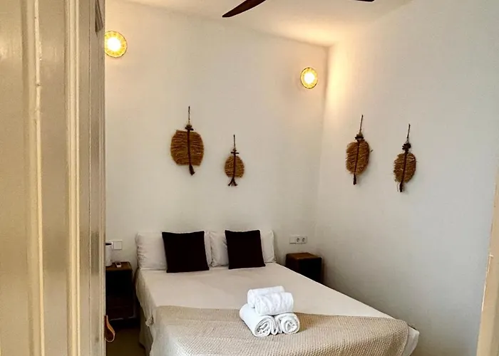 Apartament Travel Habitat Playa Del Cabanyal *